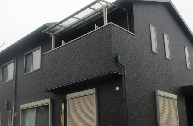 チャコール　外壁